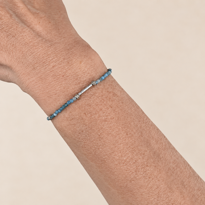 Bracelet argenté Colette-perles semi précieuses et élastique