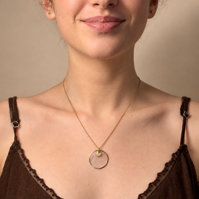 Chaine Alba dorée-nacre-fermoir magnétique