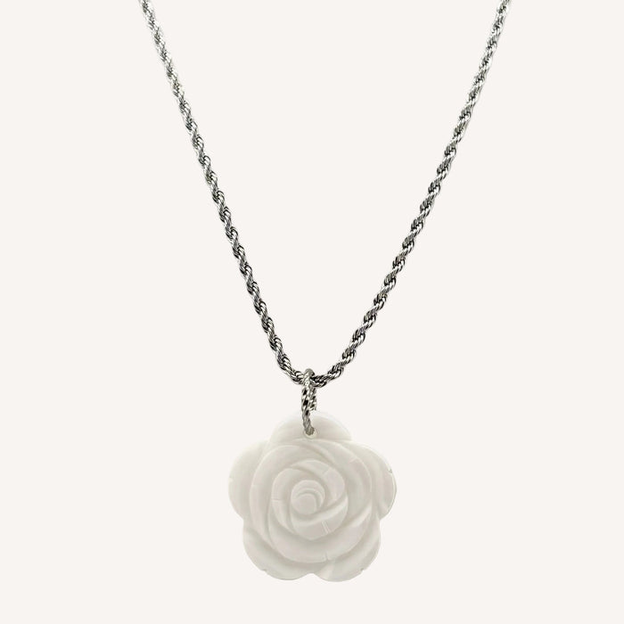 Chaine argentée Flora-pendentif fleur en nacre et fermoir en T