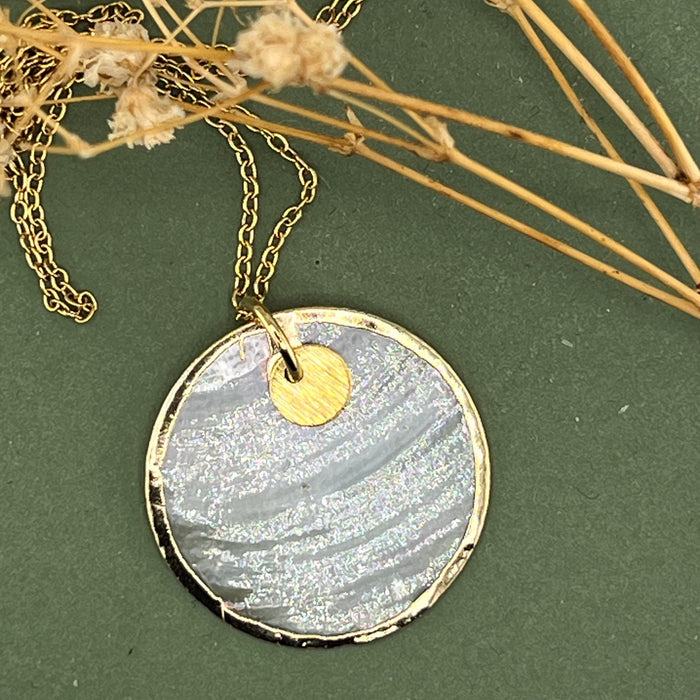 Chaine Alba dorée-nacre-fermoir magnétique