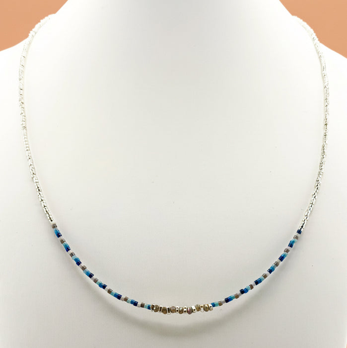Collier argenté Mieko-perles Miyuki et fermoir magnétique