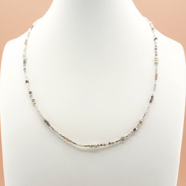 Collier argenté Naoki-perles Miyuki et fermoir magnétique