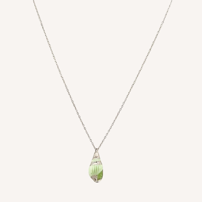 Chaine argentée Lou-pendentif coquillage et fermoir pression