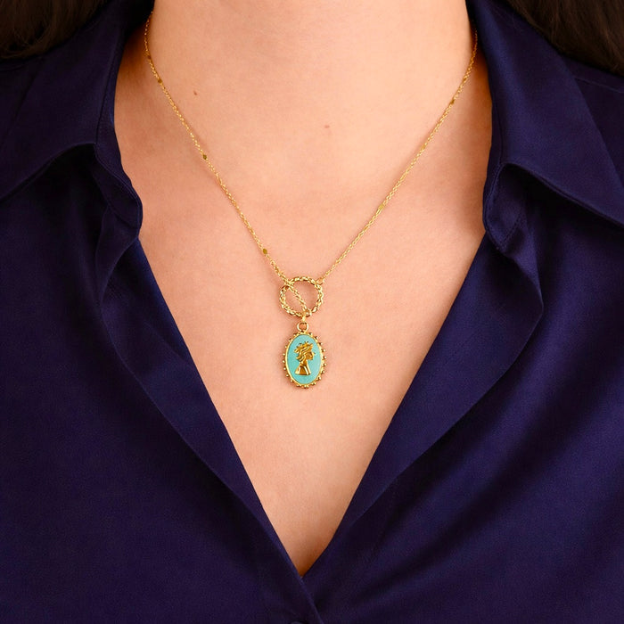 Chaine dorée Joséphine-pendentif camée et fermoir en T