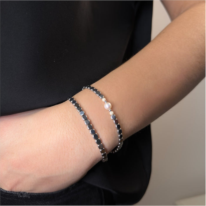 Bracelet argenté Margot-perle d'eau douce et élastique