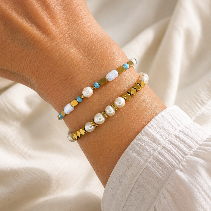 Bracelet doré Lucie-perle d'eau douce et élastique