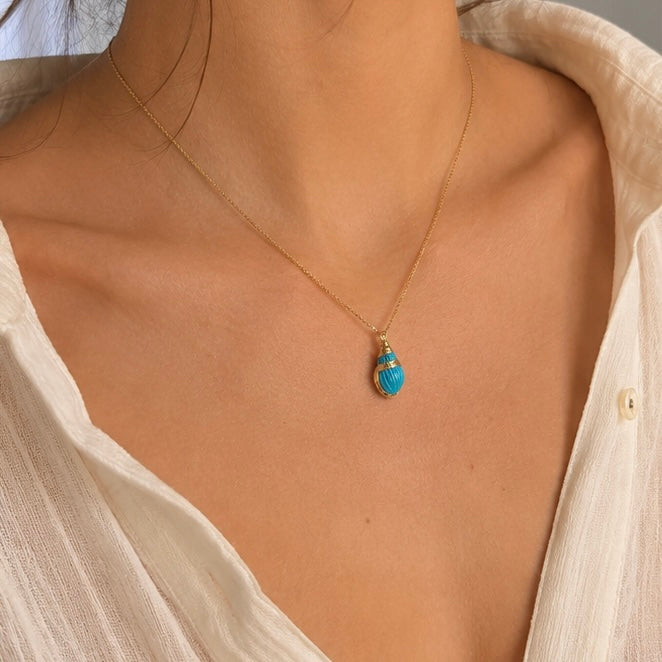 Chaine dorée Lou-pendentif coquillage et fermoir pression
